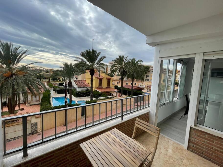 Nice Apartment Near The Sea Torrevieja Exterior photo