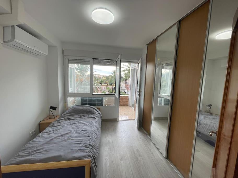 Nice Apartment Near The Sea Torrevieja Exterior photo