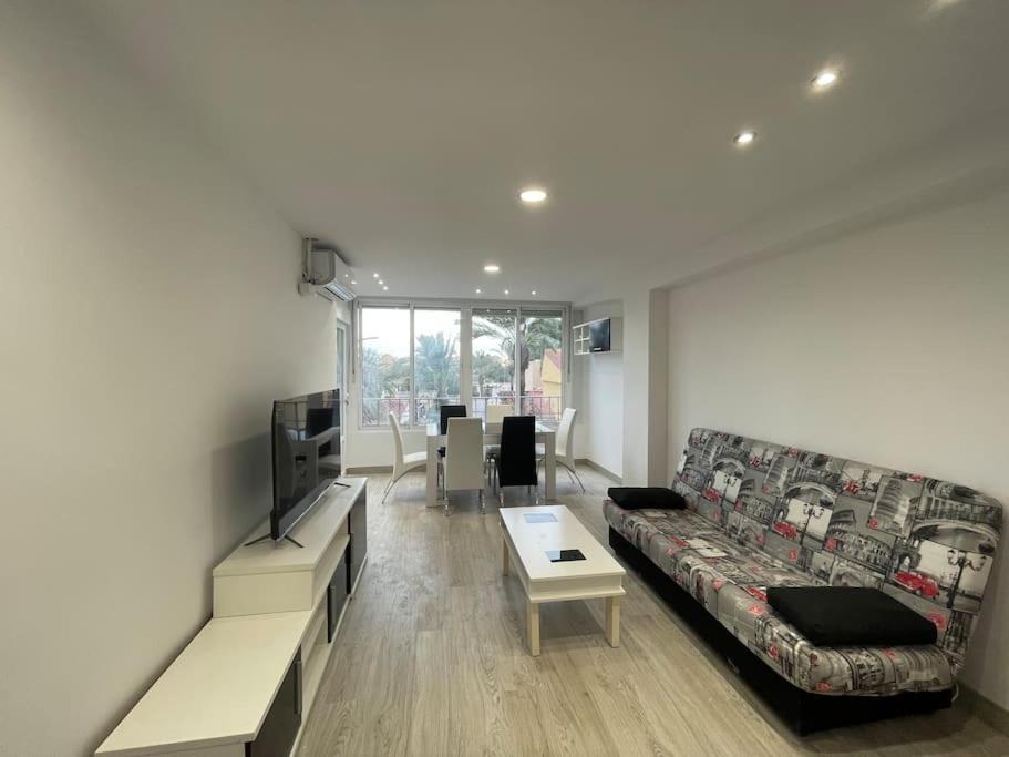 Nice Apartment Near The Sea Torrevieja Exterior photo