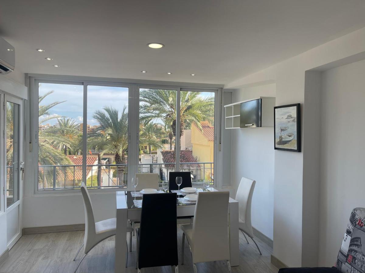 Nice Apartment Near The Sea Torrevieja Exterior photo